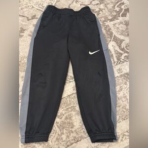 Nike Kids Black Joggers BUNDLE!! Size 5 boys